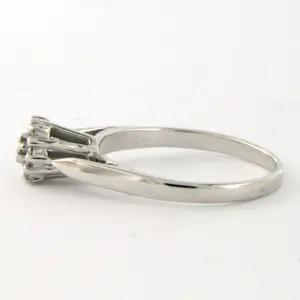 18k witgouden entourage ring bezet met briljant geslepen diamanten tot. 0,20ct kopen? Bied vanaf 360!