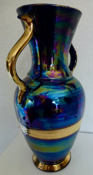 Niet of onleesbaar gesigneerd - Art Deco - Fijn Goud Afgewerkte Aardewerk Vaas - 1920/1930 kopen? Bied vanaf 1!