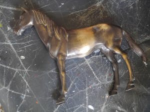 Niet of onleesbaar gesigneerd - paard kopen? Bied vanaf 10!