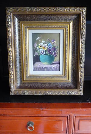 Tilly Moes - Viooltjes in een gemberpotje kopen? Bied vanaf 155!