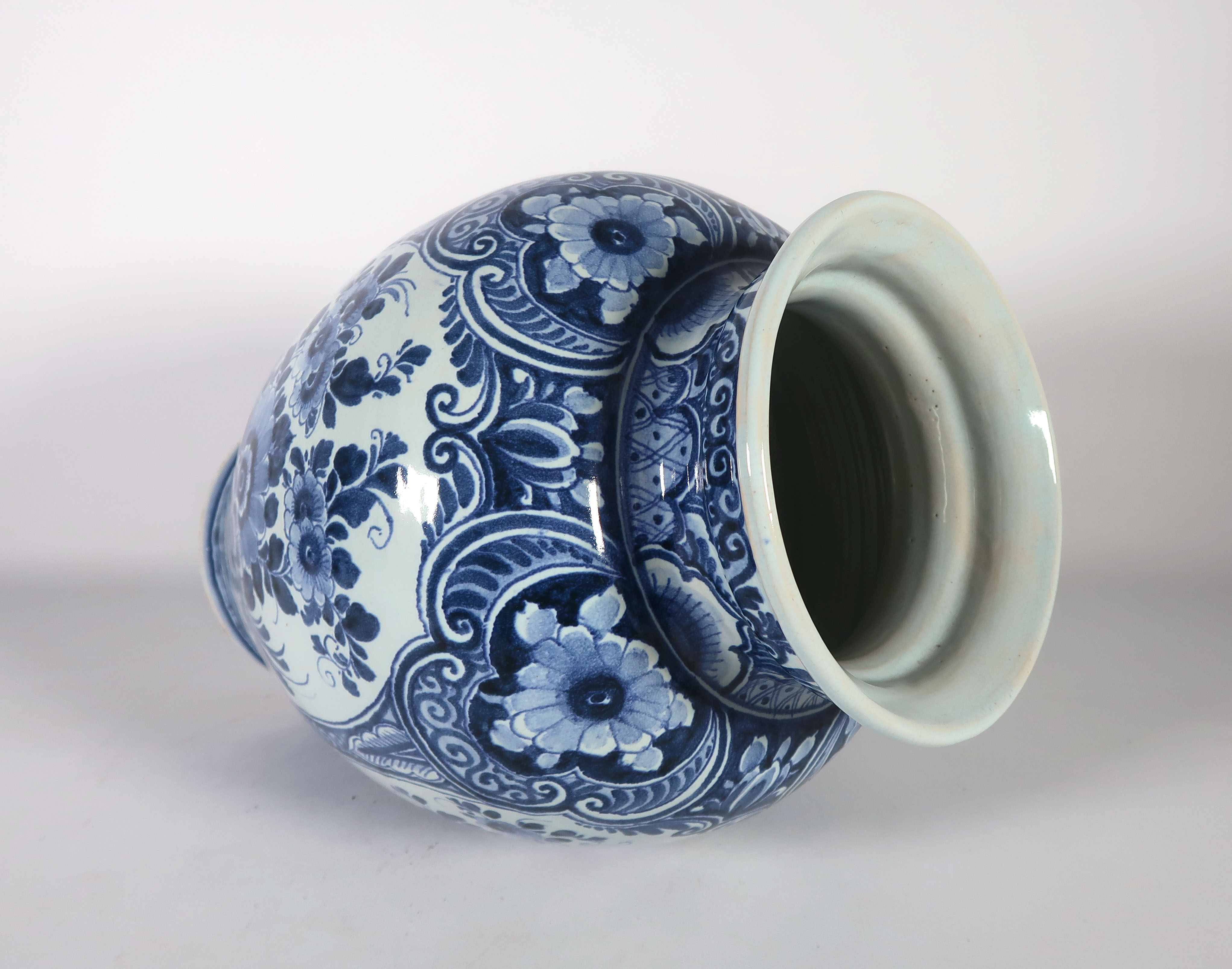 Potterie Oud Delft - Aardewerk, Vaas kopen? Bied vanaf 20!