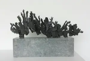 Linda Verkaaik - Groot beeld van brons op hardstenen sokkel, The Wave kopen? Bied vanaf 400!