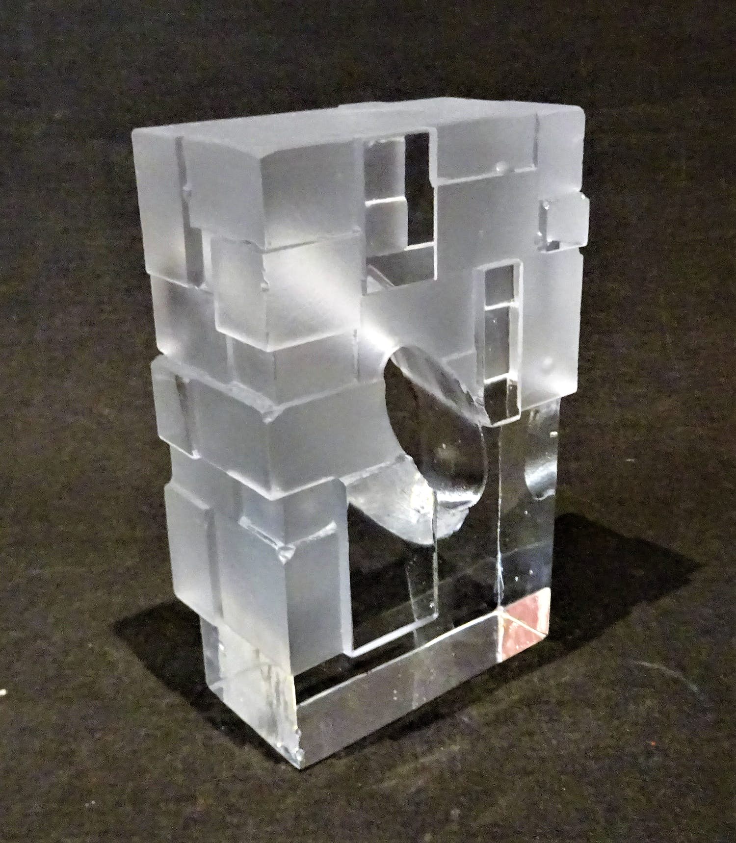 Novy Bor - Han de Kluijver - Glaskunstbeurs jaarobject 2014 getiteld Het zichtbare teken kopen? Bied vanaf 125!
