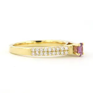 18k geel gouden ring met roze saffier en briljant geslepen diamant tot. 0.26ct kopen? Bied vanaf 550!