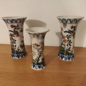 Koninklijke Tichelaar Makkum - Ensemble 3 vazen handbeschilderd kopen? Bied vanaf 50!