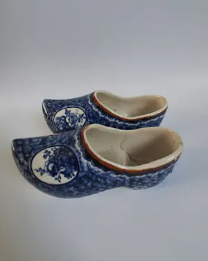 Buy Villeroy en Boch - Zeldzame klompjes? Bid from 50!