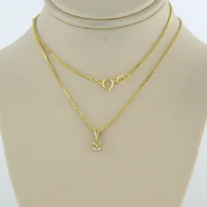 14k gouden collier met een solitair hanger bezet met briljant geslepen diamant kopen? Bied vanaf 210!