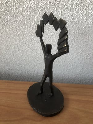 Corry Ammerlaan - Schitterend beeldje met de titel " HOERA GESLAAGD " - LAATSTE KANS !!!!!!!!!!!!! kopen? Bied vanaf 15!