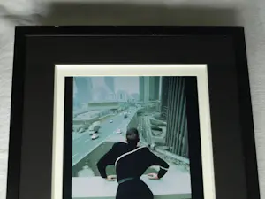 Helmut Newton - Ingelijste foto , ‘Paris 1978’ - voor modeontwerper Thierry Mugler kopen? Bied vanaf 1000!