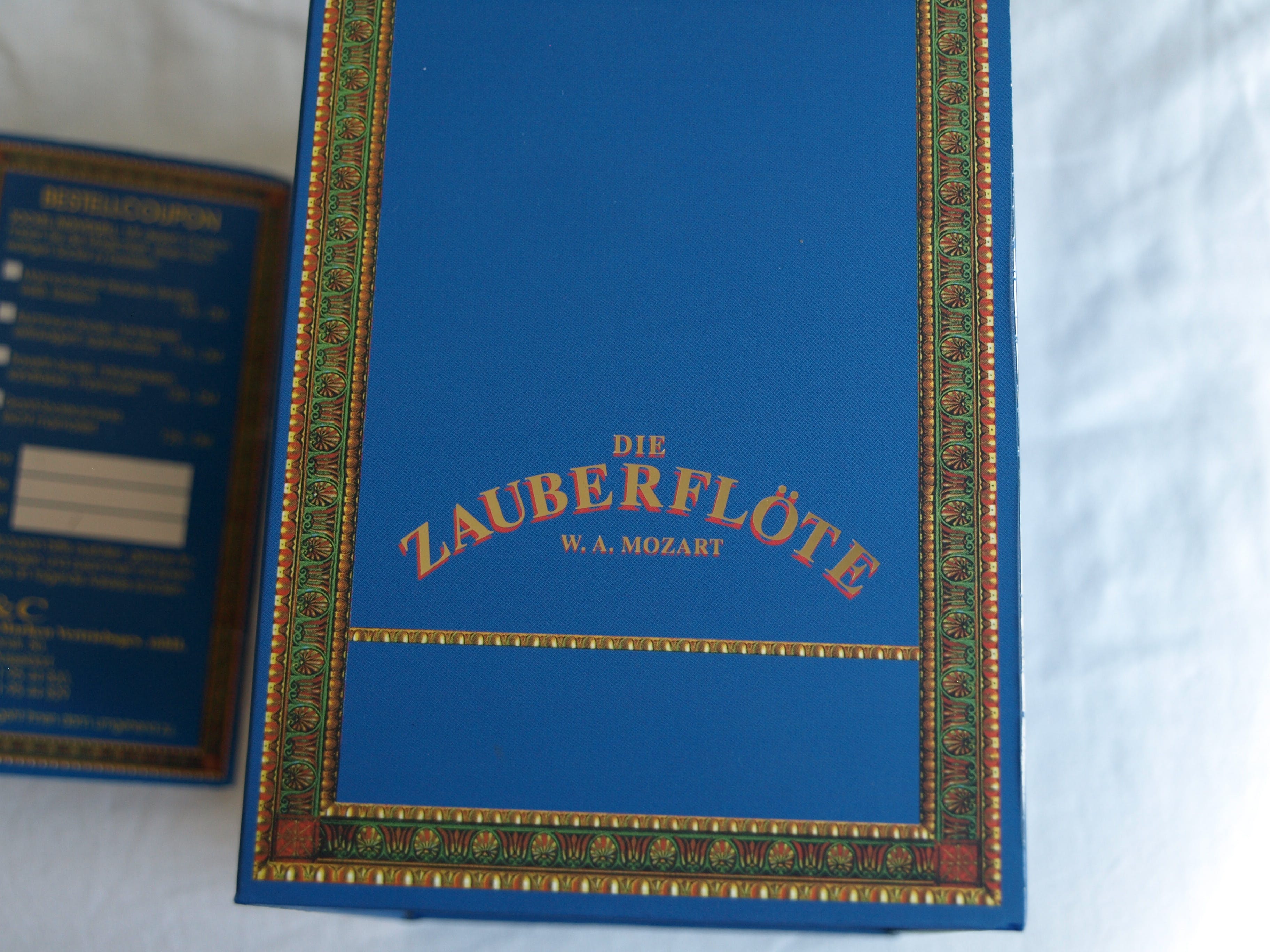 Ernst Fuchs - Bronzen beeld op parfumfles , Papagena – 1998  kopen? Bied vanaf 175!