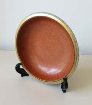 Royal Copenhagen - Art deco oranje porseleinen craquele schaal - ontwerp Thorkild Olsen verkocht voor € 40!