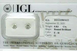 105 - Twee losse briljant geslepen diamanten met IGL certificaat kopen? Bied vanaf 595!