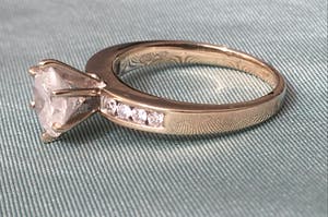 18K Goud - witgouden ring met een briljant geslepen diamant van 1.13 caraat kopen? Bied vanaf 1050!