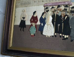 Curiosa - Textielkunst , Joodse bruiloft – gesigneerd en ingelijst kopen? Bied vanaf 1!