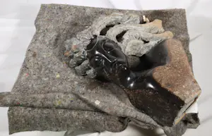 Thomas Zinyeka - Stenen beeld, New Hair (Zwaar!) kopen? Bied vanaf 200!