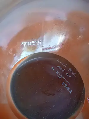 Kosta Boda - Gekleurd glazen schaal kopen? Bied vanaf 30!