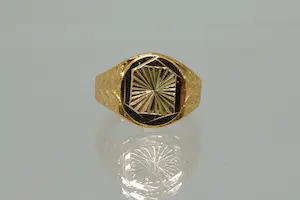 74 - Vintage zo goed als nieuwe hoog gehalte 22krt geel gouden zegelring kopen? Bied vanaf 260!