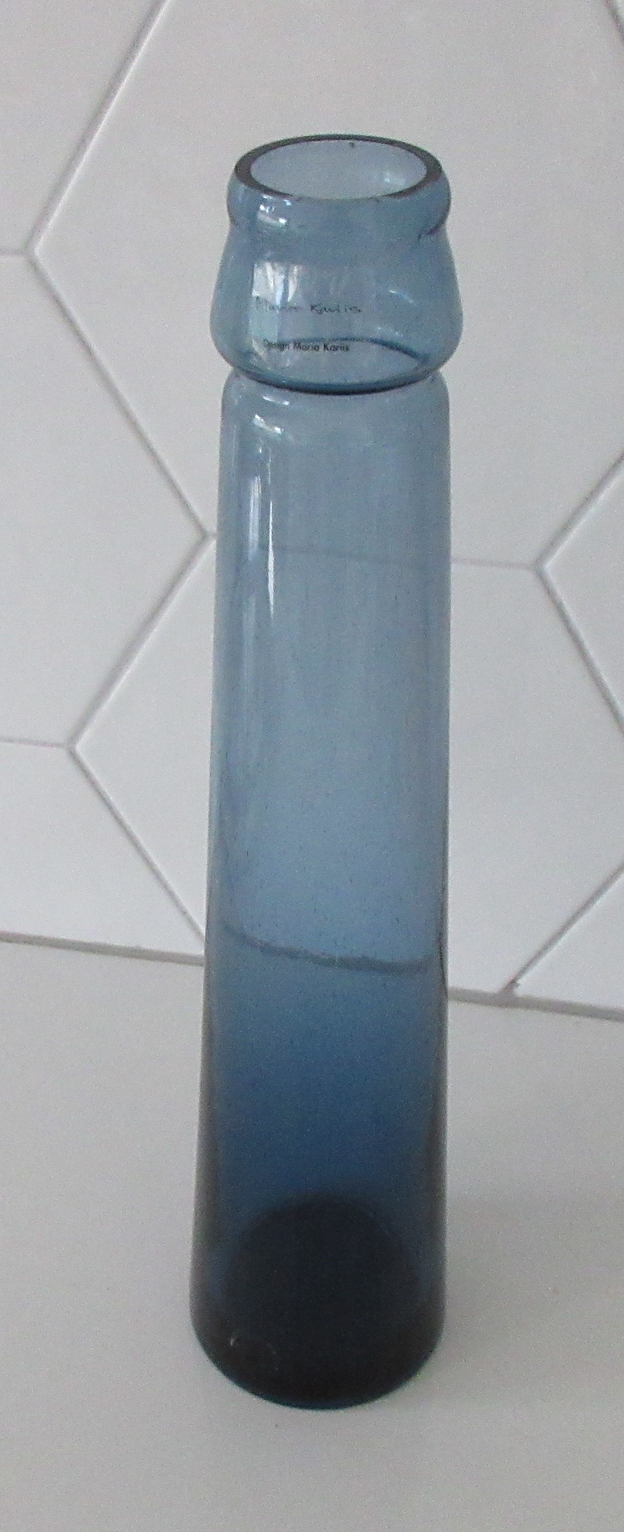 Maria Kariis - Blauwe grijze hand geblazen glazen slanke vaas kopen? Bied vanaf 14!