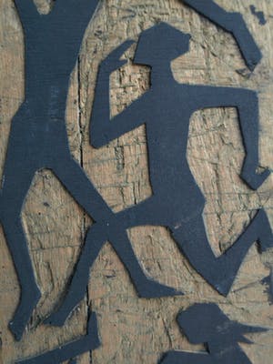 Klaas Pijlman - Houtreliëf / stempel , “Figuren” – ca 1975 kopen? Bied vanaf 1!
