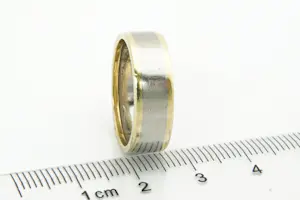 1506 - Stijlvolle & massieve bicolor18 krt goud en platina unisex ring kopen? Bied vanaf 390!