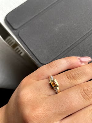 18kt gouden diamanten ring+citrien, maat 58,18,50, 3,70 gr kopen? Bied vanaf 170!