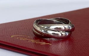 Cartier- Witgouden ring kopen? Bied vanaf 700!