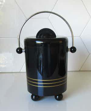 WMF - Zwarte - gouden art deco stijl kunststof (Polytherm) ijsemmer verkocht voor € 27!