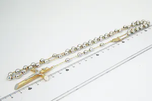 Fraai Italiaans 18 karaats Bi-Color Rozenkrans & Madonna collier - GROOT! kopen? Bied vanaf 860!