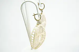 NV86-  Opvallend groot paar 14krt gouden oorclips - opengewerkt model kopen? Bied vanaf 325!