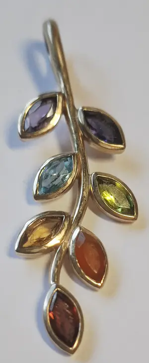 Zilveren hanger met Chakra blaadjes. kopen? Bied vanaf 45!