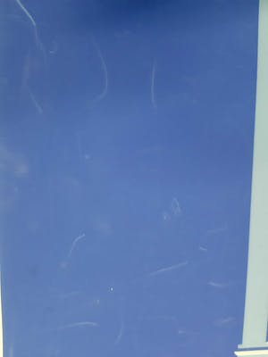 Lode Pemmelaar - Vrouw bij kast kopen? Bied vanaf 30!