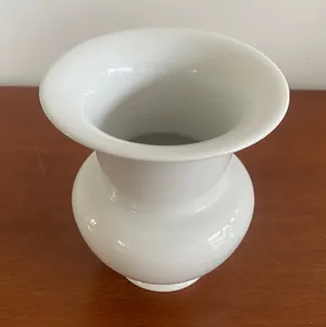 KPM - Witte porseleinen Fidibus vaas ontwerp Karl Friedrich Schinkel (1820) kopen? Bied vanaf 1!