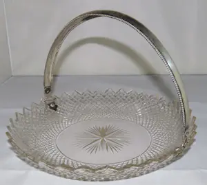 Antieke kristallen Biedermeier schaal met zilveren handvat kopen? Bied vanaf 100!