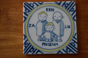 Dick Bruna - Keramische Tegel - Een Zalig Museum - 1973 kopen? Bied vanaf 75!