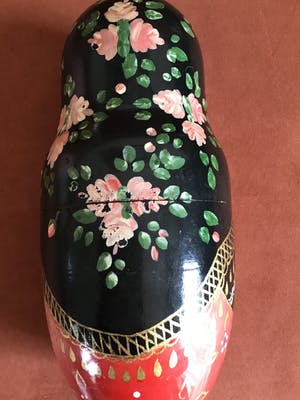 Niet of onleesbaar gesigneerd - 3 prachtige Russische Matroesjka’s, gesigneerd kopen? Bied vanaf 10!