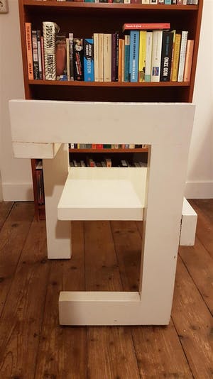 AcheterGerrit Rietveld - Steltmanstoel replica wit gelakt? Enchérissez de 169!