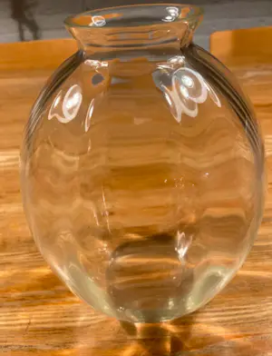 Andries Dirk Copier - Vaas voor Leerdam – jaren 50 – Mid Century Dutch Design, Uraniumglas kopen? Bied vanaf 28!