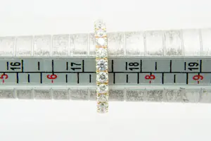 71 - Elegante geelgouden Alliance ring met ca 1.70ct briljant geslepen diamant. kopen? Bied vanaf 880!
