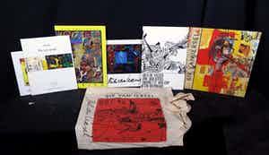 Rik van Iersel - Handgesigneerde canvas tasje met zes catalogusboeken verkocht voor € 1!