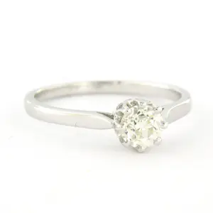 18k gouden ring met bolsjewiek geslepen diamant 0.57ct kopen? Bied vanaf 625!