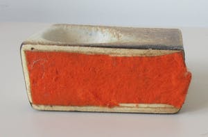 Niet of onleesbaar gesigneerd - Vintage vaasje model G2 - Vest Keramiek Gouda kopen? Bied vanaf 1!
