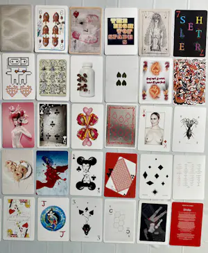 Damien Hirst - Leo Burnetts 'House of Cards'-campagne voor Shelter kopen? Bied vanaf 50!