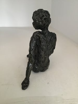 Astrid Veldhuyzen-Koppen - Sculptuur “ In gedachten “ kopen? Bied vanaf 40!
