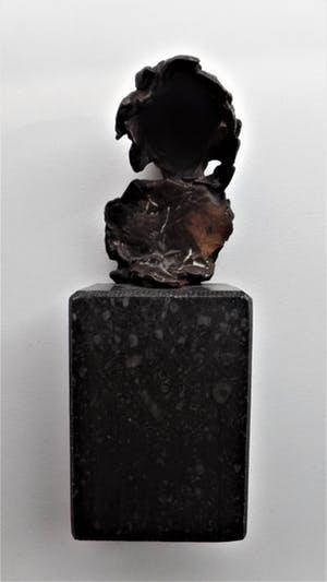 Astrid Veldhuyzen-Koppen - Buste vrouw met hoofddoek - Beeld kopen? Bied vanaf 10!