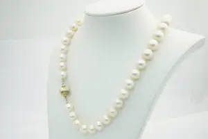 120 - Fraai vintage (cultive) parel halssieraad met 14Kt gouden pastonslot kopen? Bied vanaf 220!
