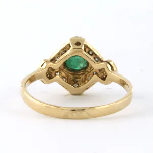 18k gouden ring bezet met smaragd en briljant geslepen diamant tot. 0.18ct kopen? Bied vanaf 220!