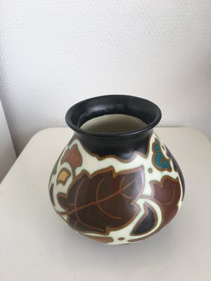 Vest Keramiek Gouda - Gouda Arnhem gesigneerd vaasje kopen? Bied vanaf 30!