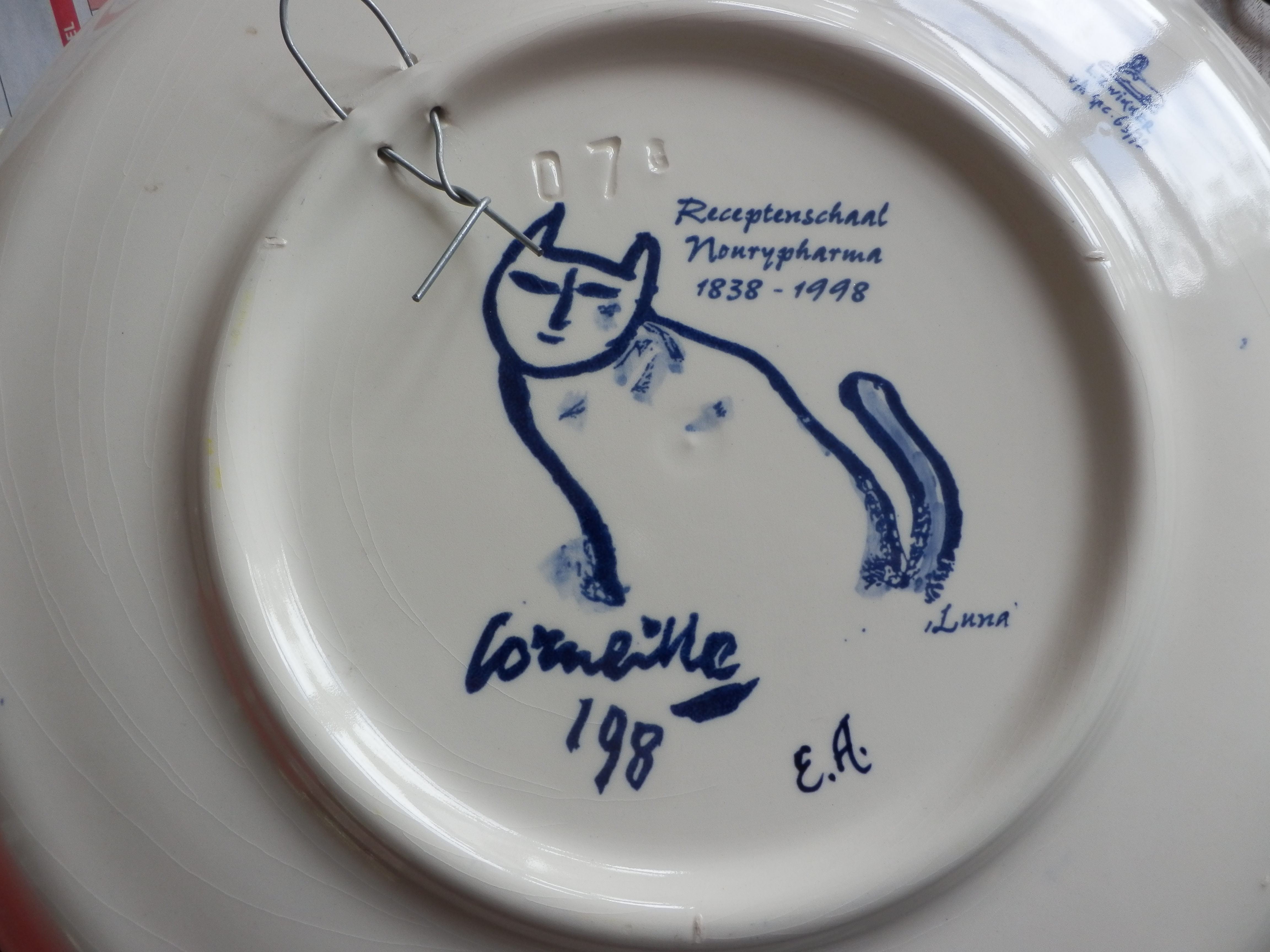 Corneille - Zelzame KERAMIEK Schotel ,,LUNA,, uit 1998 kopen? Bied vanaf 185!