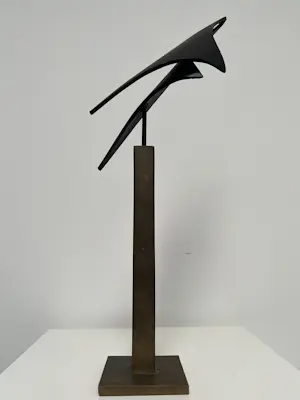 Ton Koops - bronzen sculptuur | 'Fokzeilen' | 1987 kopen? Bied vanaf 450!