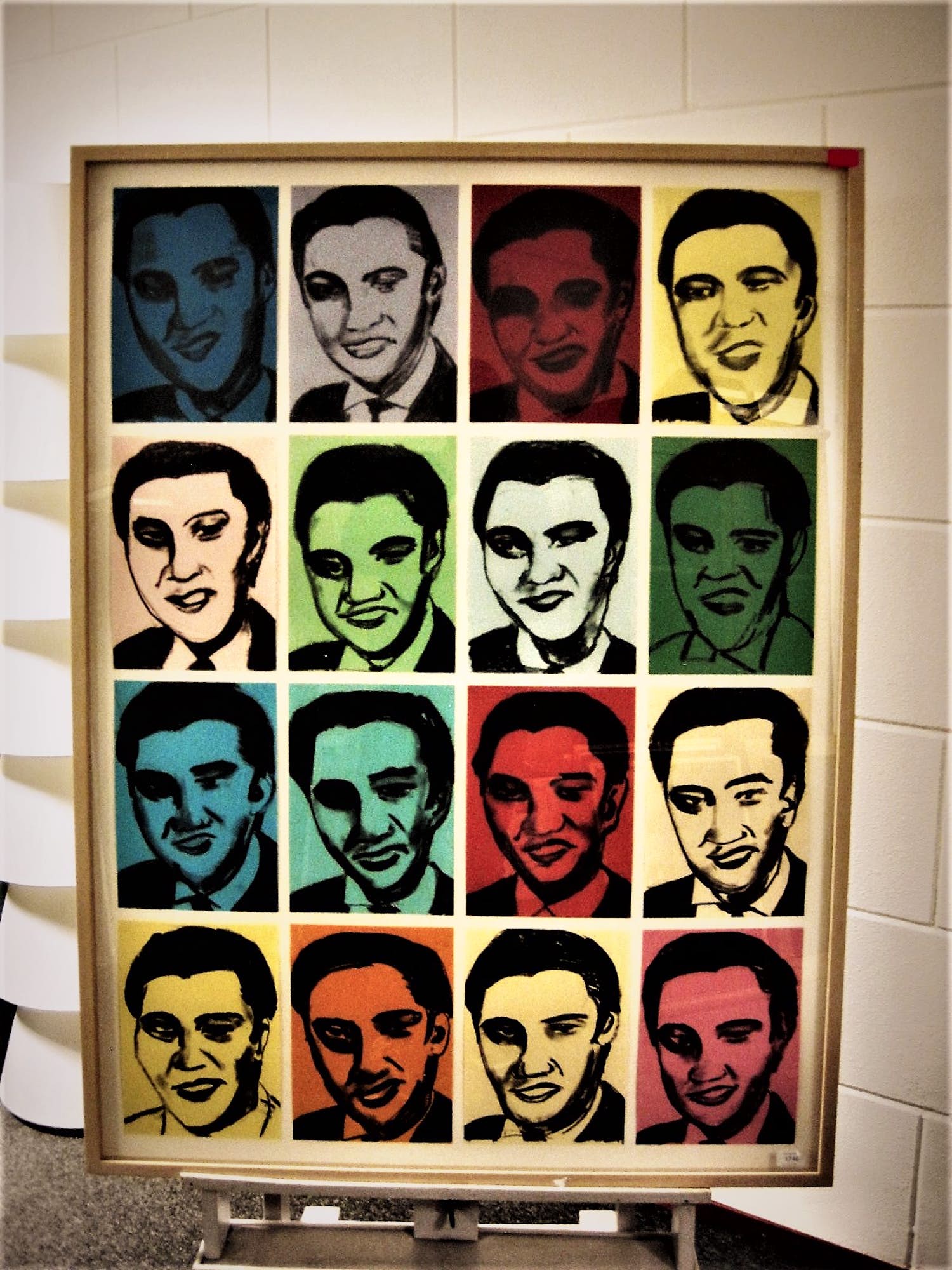 Niet of onleesbaar gesigneerd - GROOT Pop-Art "16x Elvis Presley" gem. Techn. - fraai ingelijst! kopen? Bied vanaf 1!